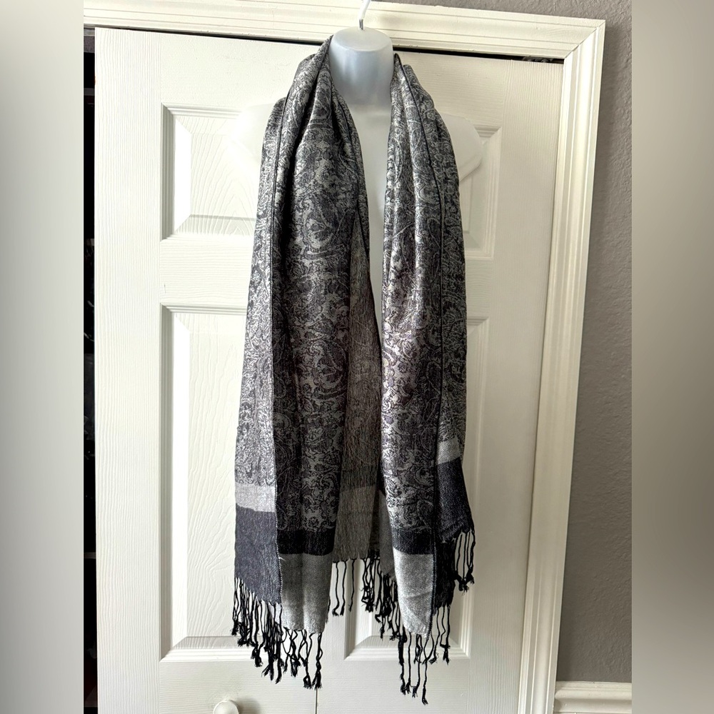 🌷Black, White, Grey, Silver Pashmina-Like Scarf Wrap w/ Fringe
